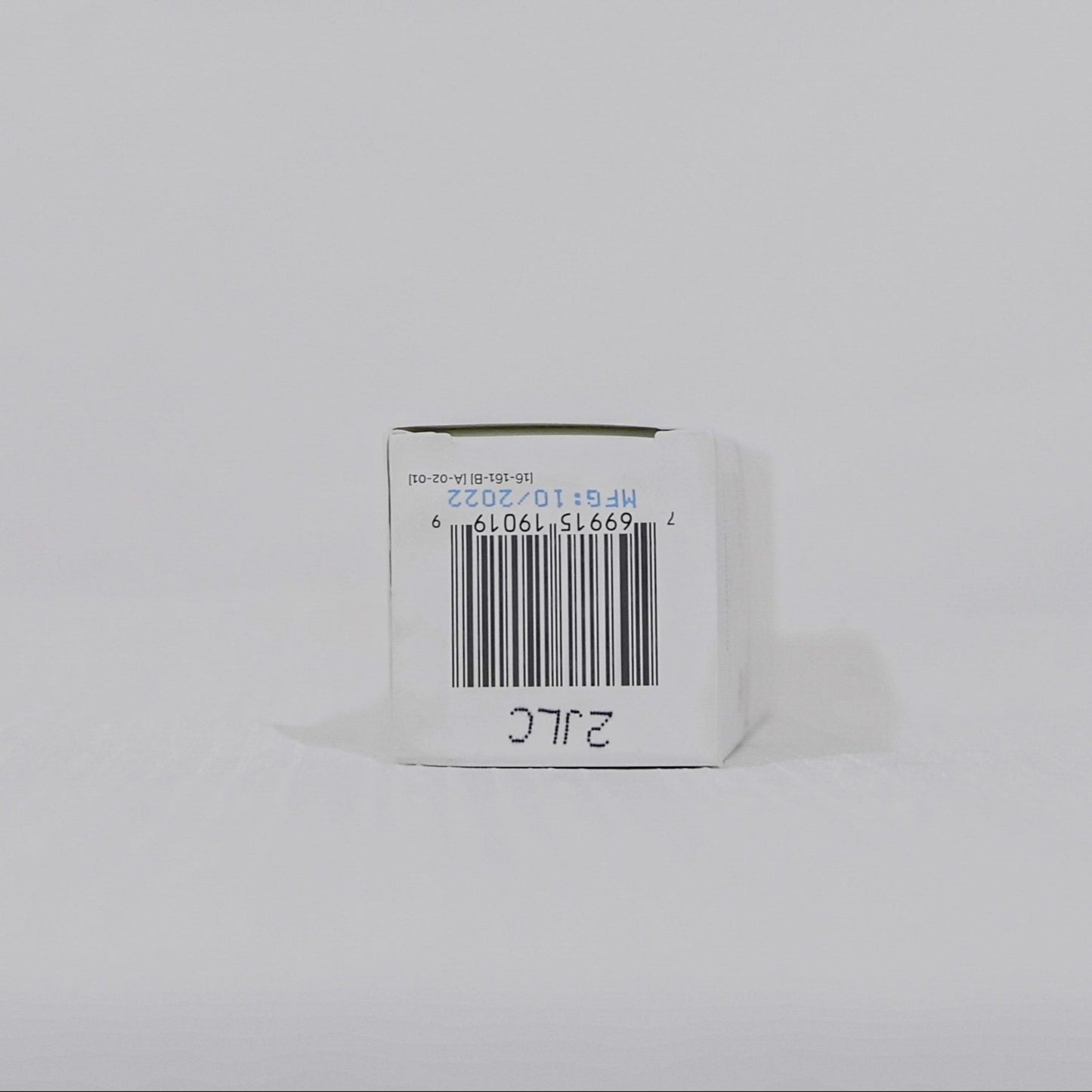 ordinary hyaluronic acid box barcode only